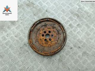 маховик Volkswagen Passat B6 2005, 2.0 л., бензин, МКПП, серый, седан