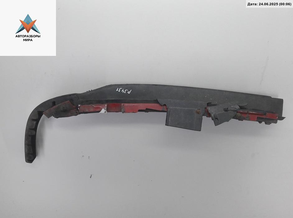 Юбка переднего бампера Volkswagen Passat B3 1991, 1.8 л., бензин, МКПП, красный, универсал, 357805903 - фото №1