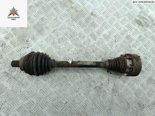 полуось передняя левая (приводной вал, ШРУС) Volkswagen Passat B6 2005, 2.0 л., бензин, МКПП, серый, седан