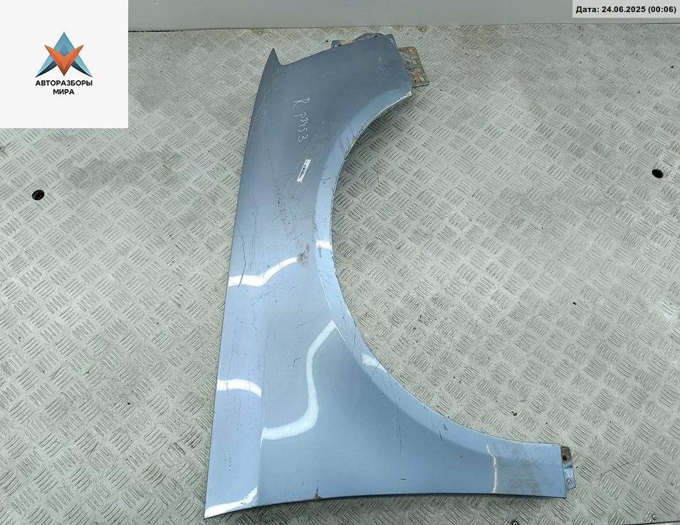 крыло переднее правое Volkswagen Passat B6 2005, 2.0 л., бензин, МКПП, серый, седан - фото №1