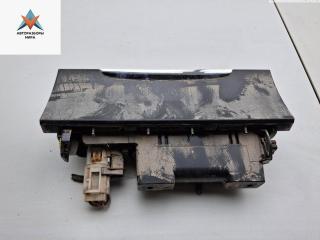 пепельница Volkswagen Passat B6 2005, 2.0 л., бензин, МКПП, серый, седан