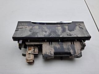 пепельница Volkswagen Passat B6 2005, 2.0 л., бензин, МКПП, серый, седан