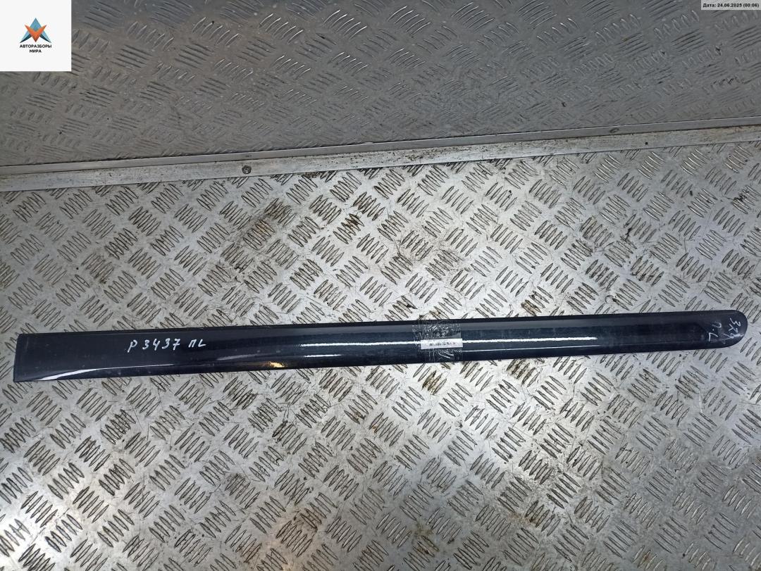 молдинг двери передней левой Opel Zafira 2 поколение (B) 2005, 1.9 л., дизель, МКПП, чёрный, минивэн, 13137772 - фото №1