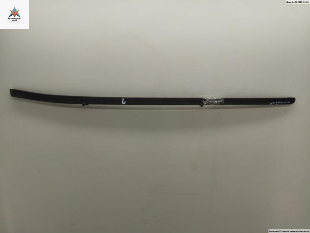 молдинг лобового стекла Ford Mondeo 3 поколение 2002, 1.8 л., бензин, МКПП, серый, хетчбэк 5 дв., 1S71F03195AH - фото №1