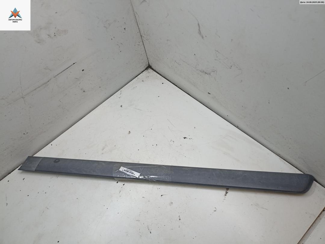 молдинг двери задней левой Opel Astra G 1999, 1.8 л., бензин, АКПП, серый, универсал, 90587377 - фото №1