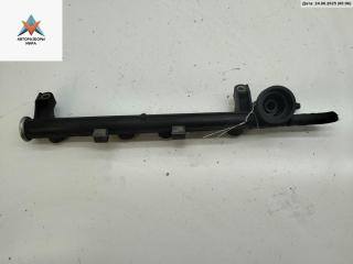 топливная рампа Volkswagen Passat B4 1995, 1.6 л., бензин, МКПП, белый, универсал, 037133317N