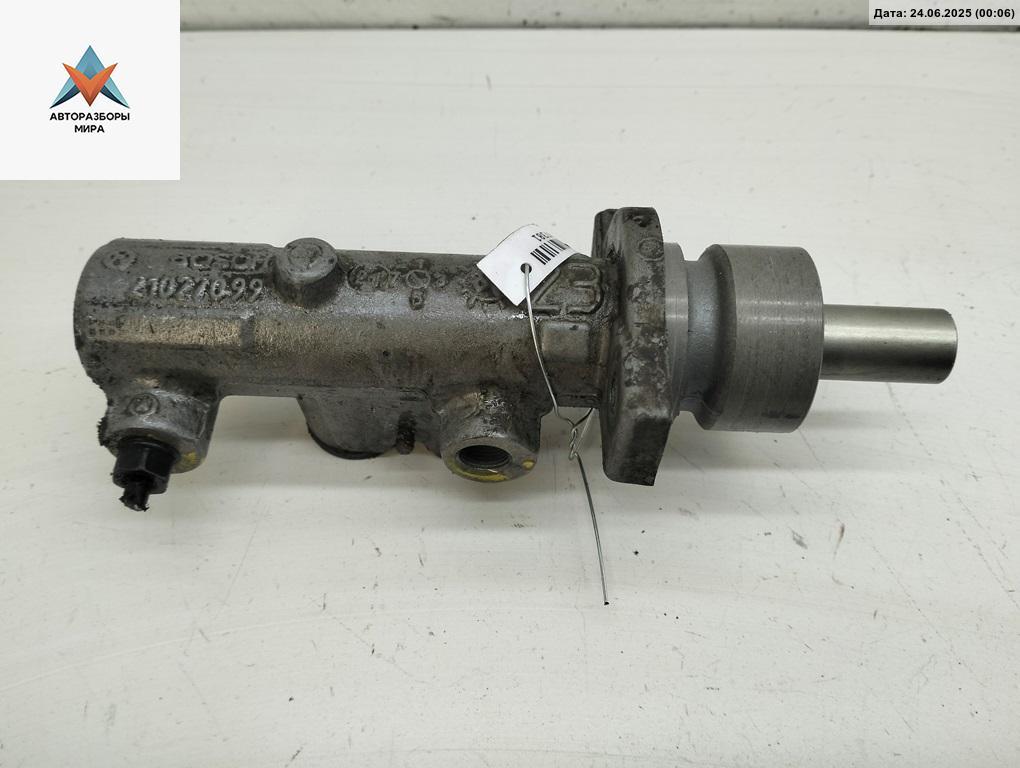 цилиндр тормозной главный Skoda Octavia mk1 (A4 1U) 1998, 1.6 л., бензин, МКПП, серый, хетчбэк 5 дв., 21027099 - фото №1