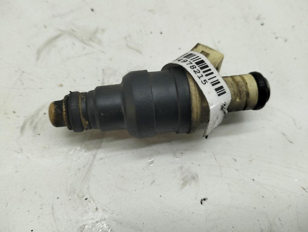 форсунка Volkswagen Passat B4 1995, 1.6 л., бензин, МКПП, белый, универсал, 037906031J, 0280150955