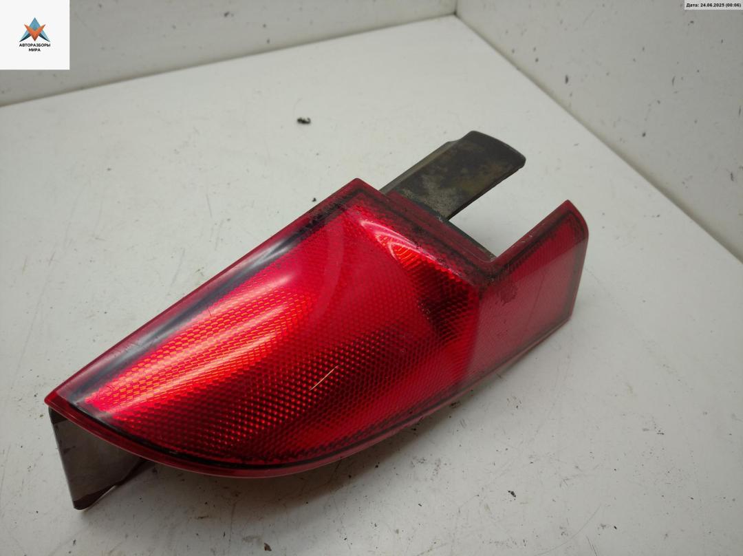 катафот Mercedes-Benz Vito-2 / Viano W639 2008, 2.2 л., дизель, МКПП, белый, микроавтобус - фото №1