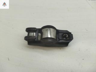 ось коромысел Volkswagen Golf 4 поколение 1999, 1.4 л., бензин, МКПП, синий, хетчбэк 3 дв.