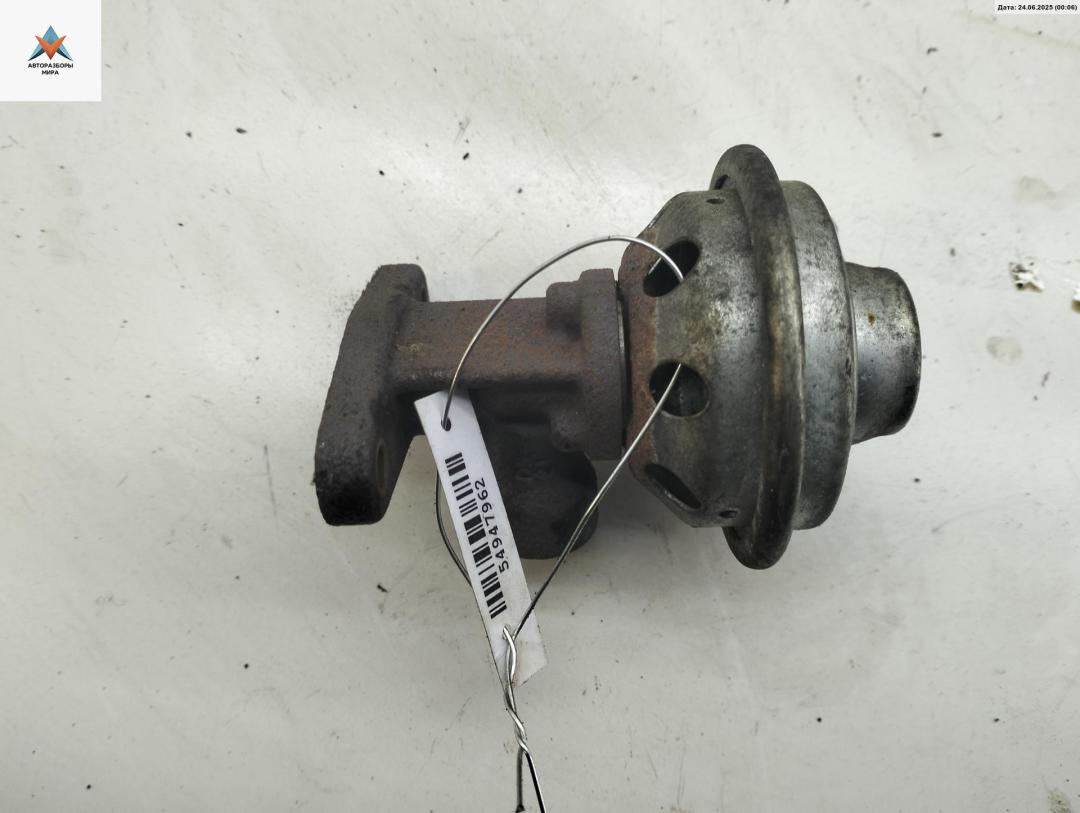 клапан EGR Volkswagen Golf 4 поколение 1999, 1.4 л., бензин, МКПП, синий, хетчбэк 3 дв., 036131503D - фото №1