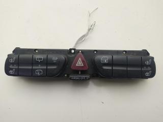 кнопка аварийной сигнализации Mercedes-Benz C W203 2002, 2.2 л., дизель, АКПП, синий, универсал, 2038218658