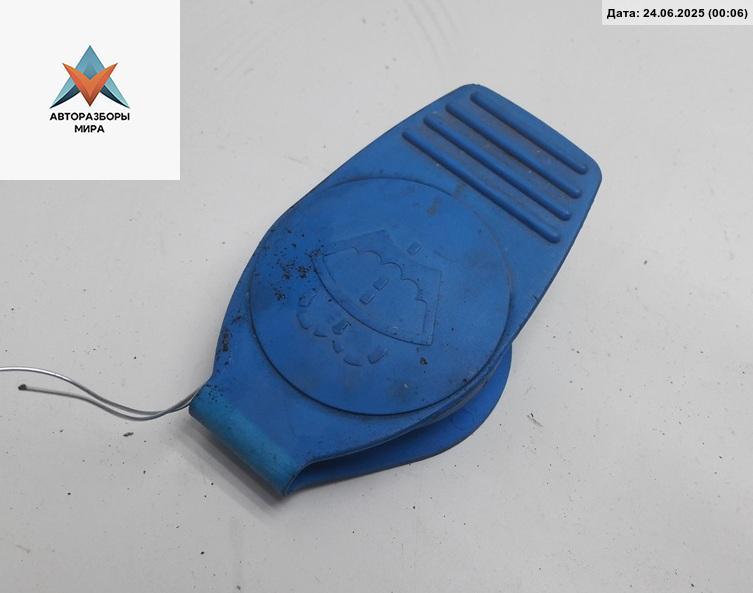 крышка бачка омывателя Volkswagen Golf 5 поколение 2004, 1.4 л., бензин, МКПП, серый, хетчбэк 3 дв., 8D0955455 - фото №1