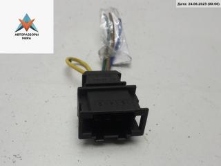 разъем (фишка) проводки Volkswagen Passat B4 1994, 1.6 л., бензин, МКПП, серый, универсал, 191972733