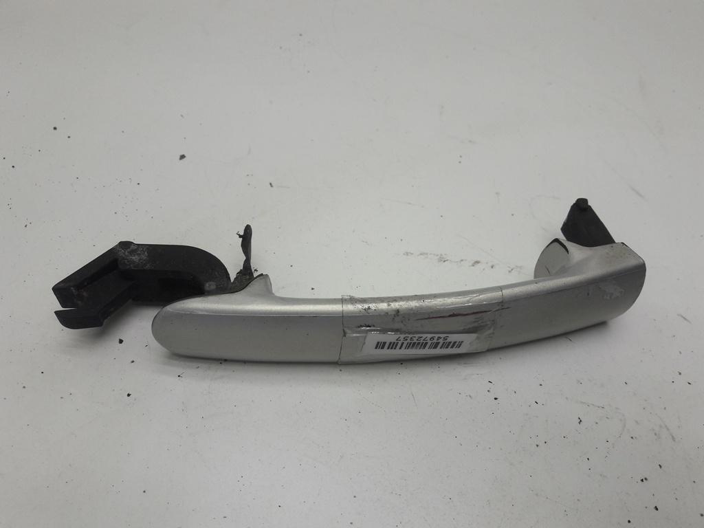 ручка наружная передняя левая Volkswagen Passat B5 1997, 1.6 л., бензин, МКПП, серый, универсал
