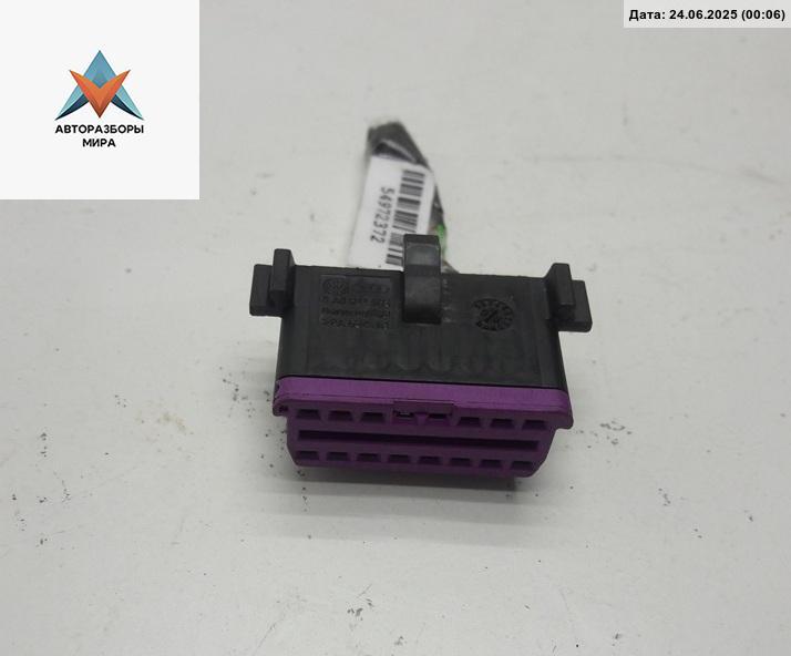 разъем (фишка) проводки Volkswagen Passat B5 1998, 1.8 л., бензин, МКПП, синий, универсал, 3A0972695 - фото №1