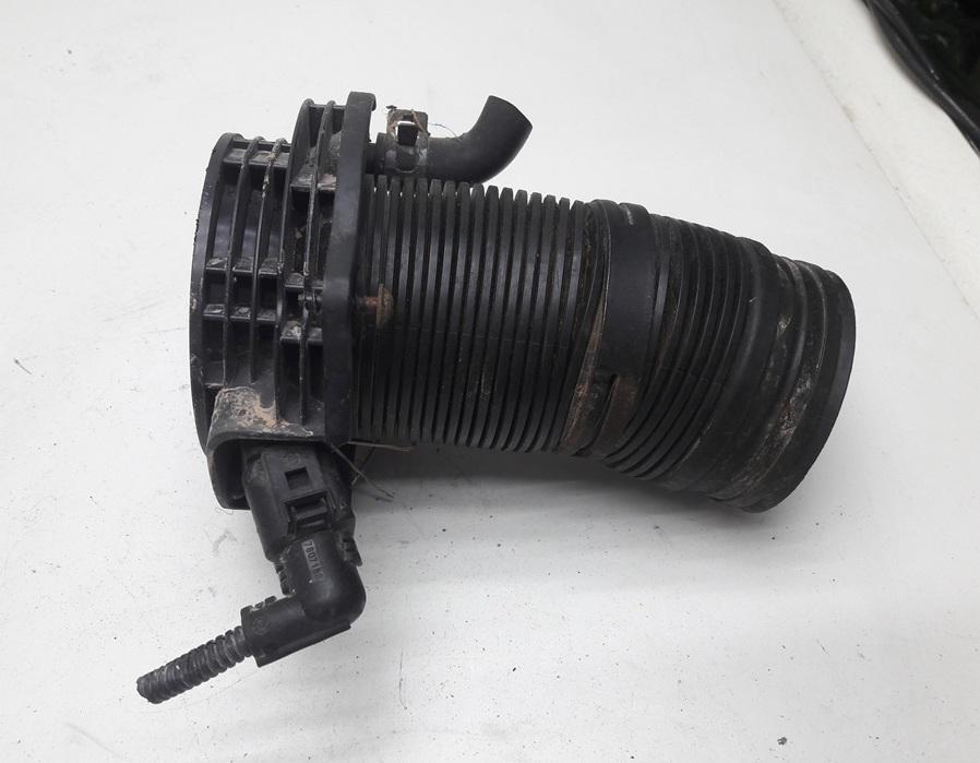 Расходомер (измеритель потока воздуха) Volkswagen Passat B6 2005, 2.0 л., бензин, МКПП, серый, седан, 3C0129684A - фото №1