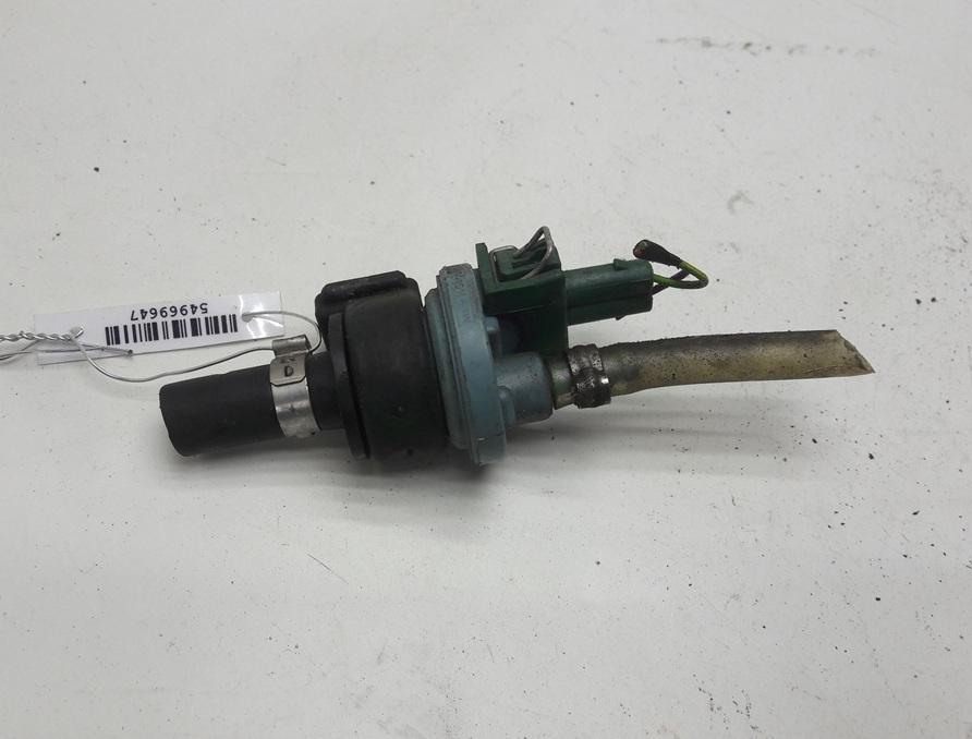 клапан вакуумного управления Volkswagen Passat B4 1994, 1.6 л., бензин, МКПП, серый, универсал