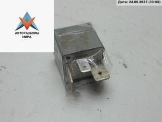 реле (прочие) Volkswagen Passat B3 1991, 1.8 л., бензин, МКПП, красный, универсал, 171906383