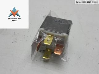 реле (прочие) Volkswagen Passat B4 1994, 1.6 л., бензин, МКПП, серый, универсал, 141951253B