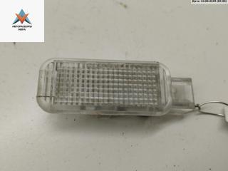 фонарь салона (плафон) Audi A6 4B/C5 [рестайлинг] 2002, 2.5 л., дизель, АКПП, чёрный, универсал, 4B0947415