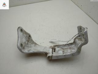 петля двери Mercedes-Benz Vito-2 / Viano W639 2008, белый, микроавтобус, A6397401437