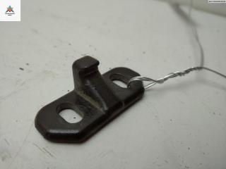 ответная часть (скоба) замка двери Mercedes-Benz Vito-2 / Viano W639 2008, 2.2 л., дизель, МКПП, белый, микроавтобус