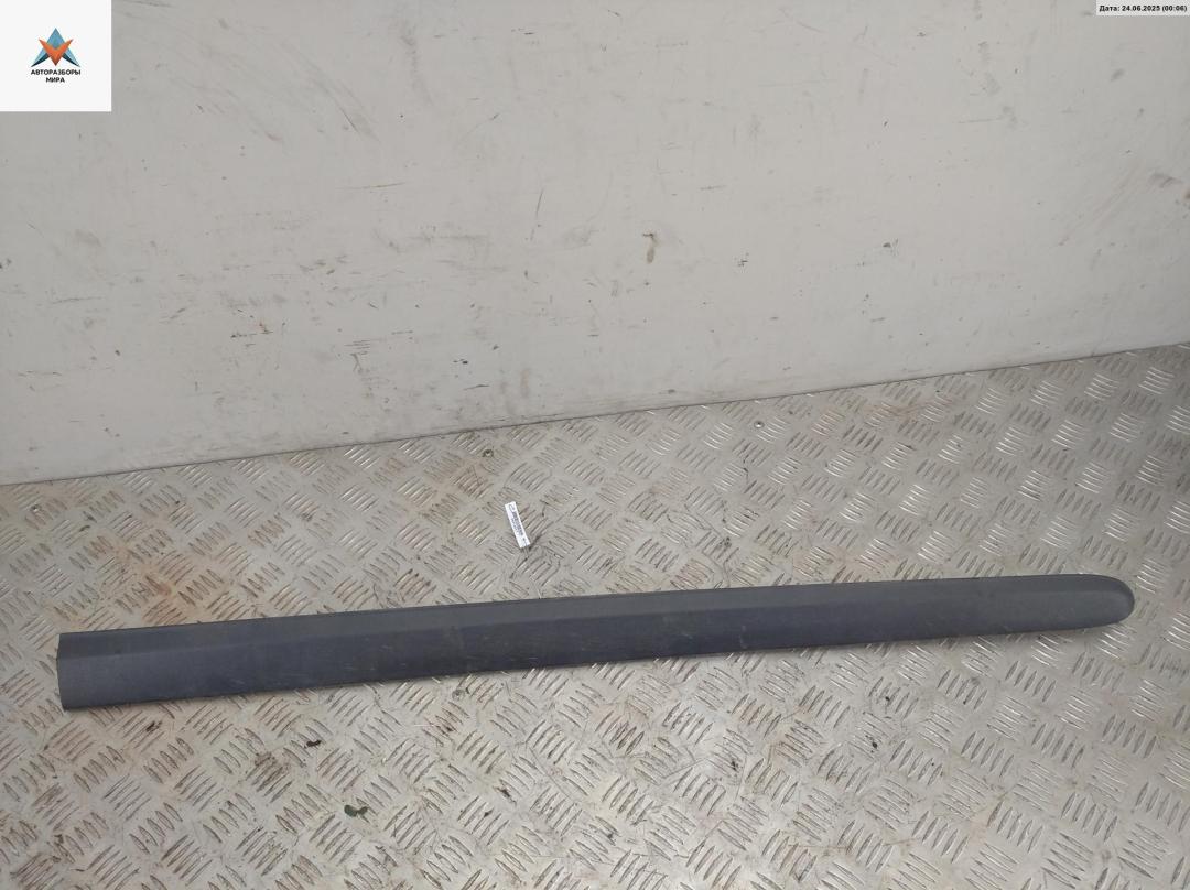 молдинг двери передней правой Mercedes-Benz Vito-2 / Viano W639 2008, 2.2 л., дизель, МКПП, белый, микроавтобус, A6396900462KZ - фото №1