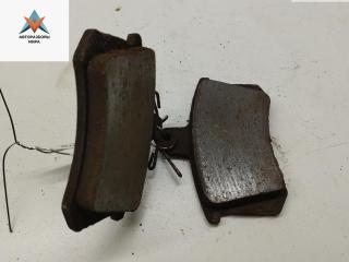 Колодки тормозные задние Audi A6 4A/C4 1994, 2.6 л., бензин, МКПП, красный, седан