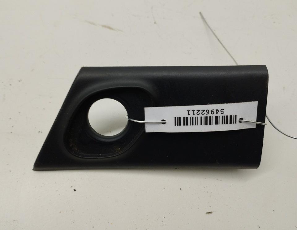 накладка декоративная Audi A6 4A/C4 1994, 2.6 л., бензин, МКПП, красный, седан, 4A0837247 - фото №1
