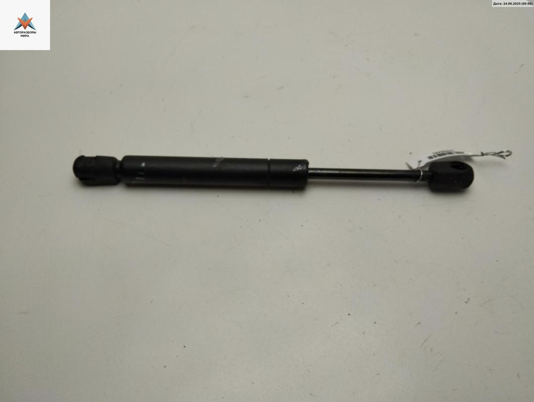 амортизатор капота Ford Mondeo 3 поколение 2002, седан, 1S7116C826AD - фото №1