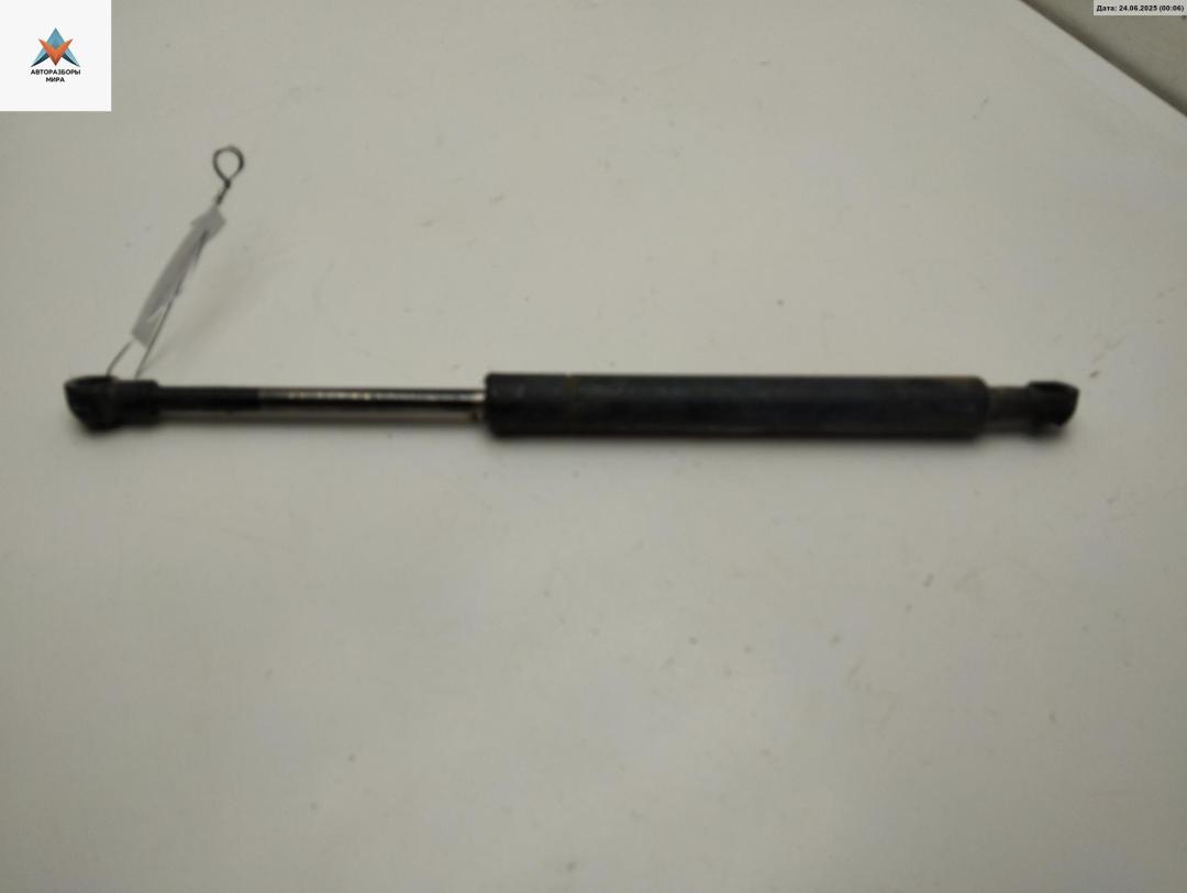 амортизатор крышки багажника (3-5 двери) Ford Mondeo 3 поколение 2002, 1.8 л., бензин, МКПП, синий, седан, 1S71F406A10AB - фото №1