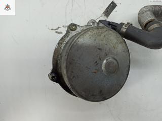 насос вакуумный Audi A6 4B/C5 2000, 2.5 л., дизель, АКПП, серый, универсал, 057145100B
