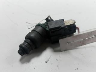 форсунка Volkswagen Bora 1 поколение 1999, 1.6 л., бензин, МКПП, серый, седан, 037906031AA