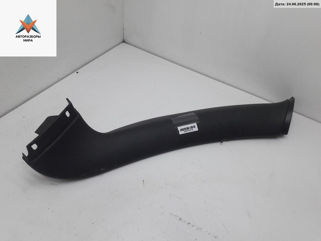 накладка двери (крышки) багажника Skoda Octavia mk1 (A4 1U) 1999, 1.6 л., бензин, МКПП, серый, универсал, 1U9867714 - фото №1