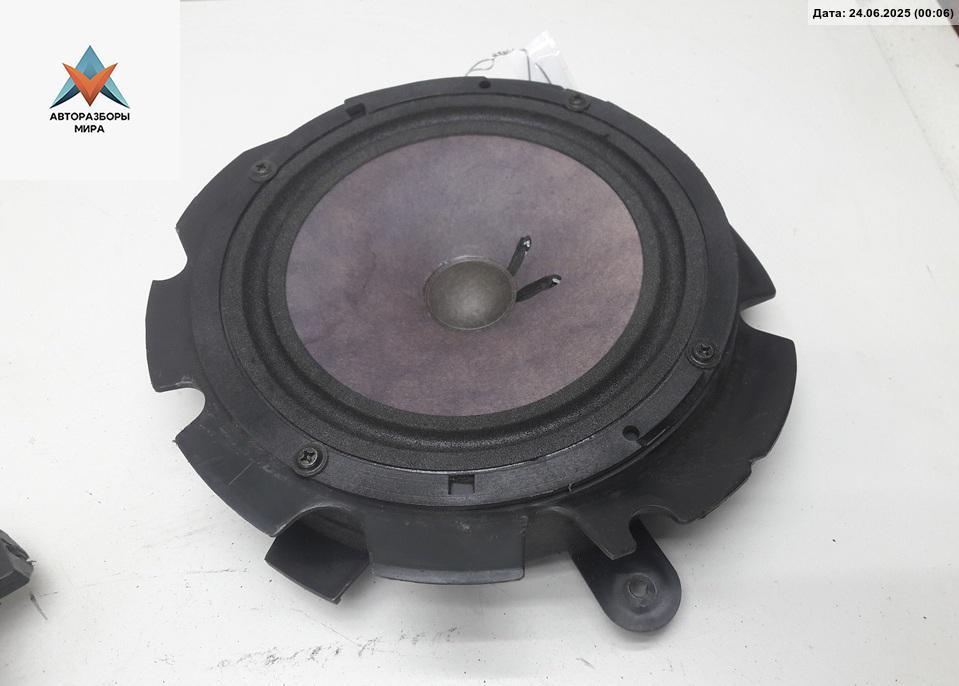 динамик двери Skoda Octavia mk1 (A4 1U) 1999, 1.6 л., бензин, МКПП, серый, универсал, 1U0035411A - фото №1