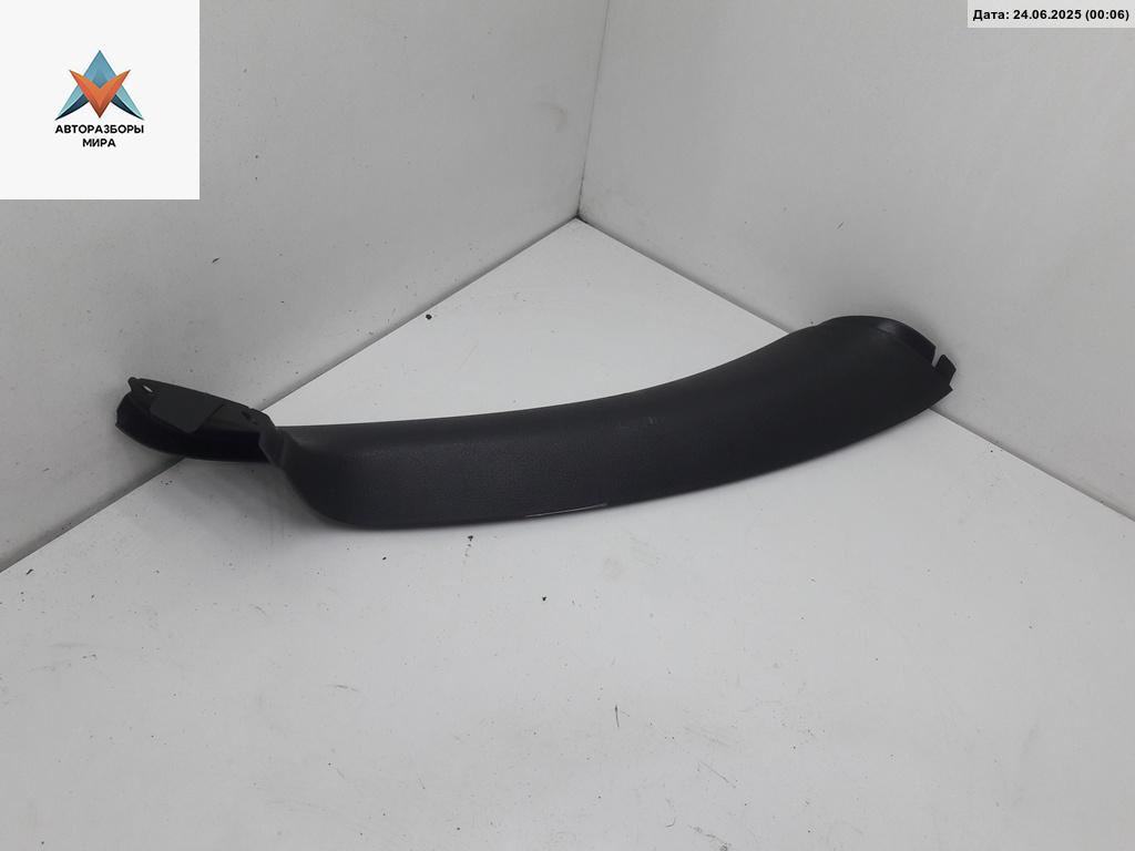 накладка двери (крышки) багажника Skoda Octavia mk1 (A4 1U) 1999, 1.6 л., бензин, МКПП, серый, универсал, 1U9867713 - фото №1