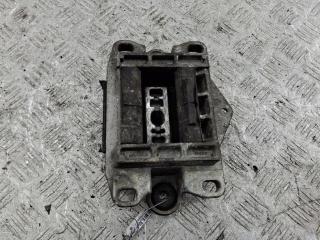 подушка крепления КПП Ford Mondeo III 2001, 2.0 л., бензин, МКПП, зелёный, универсал, 1S717M122CB