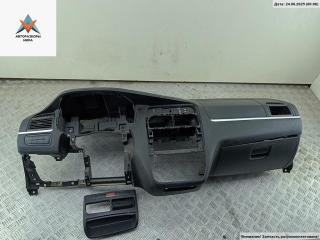 панель передняя салона (торпедо) Fiat Linea 1 поколение 2008, 1.4 л., бензин, МКПП, бежевый, седан