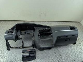 панель передняя салона (торпедо) Fiat Linea 2008, 1.4 л., бензин, МКПП, бежевый, седан