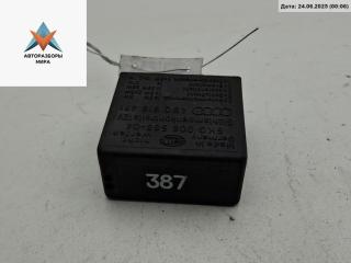 Реле стеклоочистителя (дворников) Audi A6 4B/C5 1998, 2.4 л., бензин, АКПП, синий, седан, 4B0919471