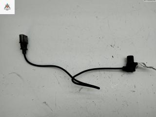 датчик коленвала Skoda Octavia mk1 (A4 1U) 1998, 1.6 л., бензин, МКПП, красный, хетчбэк 5 дв., 06A906433C