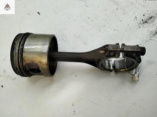 поршень Volkswagen Passat B3 1990, 1.8 л., бензин, АКПП, серый, седан, 053C