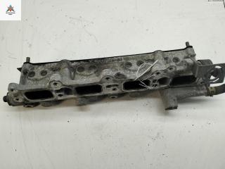 топливная рампа Volkswagen Golf 5 поколение 2003, 1.4 л., бензин, МКПП, серый, хетчбэк 5 дв., 03C133204AA