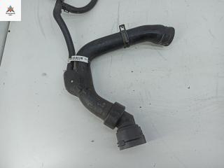 патрубок радиатора Audi A6 4B/C5 1998, 2.4 л., бензин, 4B0121101D