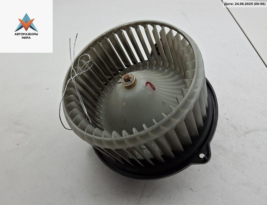 моторчик печки Audi A6 4B/C5 1998, 2.4 л., бензин, АКПП, синий, седан, 4B1820021 - фото №1