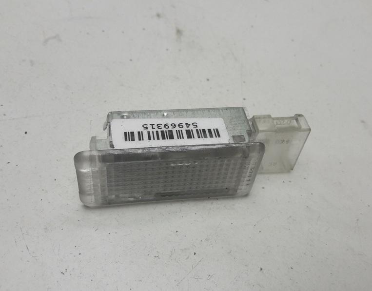 фонарь салона (плафон) Volkswagen Passat B6 2005, 2.0 л., дизель, МКПП, серый, универсал, 7L0947415