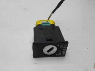 кнопка (выключатель) Volkswagen Passat B6 2005, 2.0 л., дизель, МКПП, серый, универсал, 3C0919237