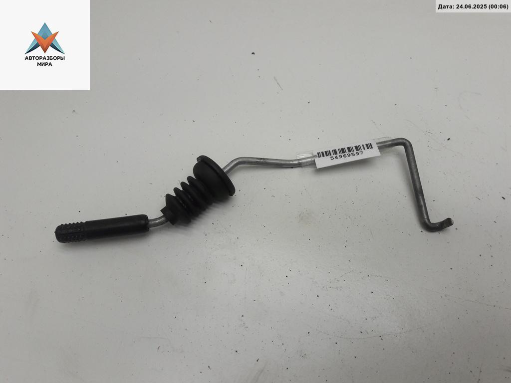 трос двери Volkswagen Passat B5 1998, 1.8 л., бензин, МКПП, синий, универсал - фото №1