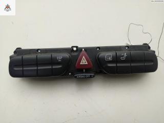 кнопка аварийной сигнализации Mercedes-Benz C-Класс W203/S203/CL203 2001, 2.2 л., дизель, МКПП, серый, седан, 2038203710